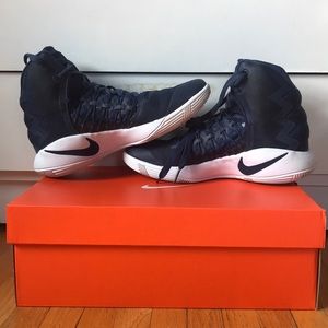 Women’s Nike Hyperdunk 2016 TB